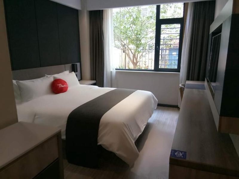 Thank Inn Plus Hotel Shandong Qingdao Olympic Sailing May 4Th Square Exterior foto